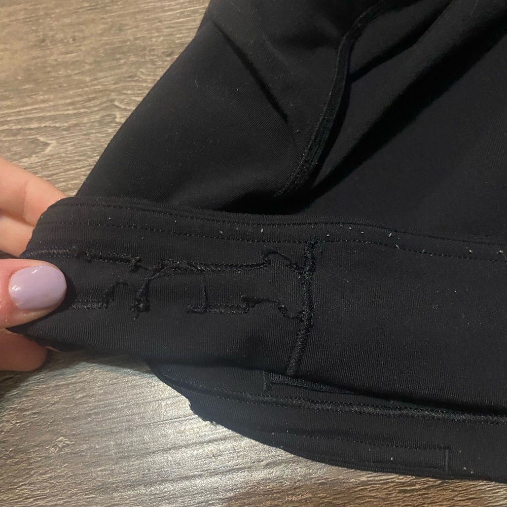 Lululemon black leggings - Picture 5 of 6